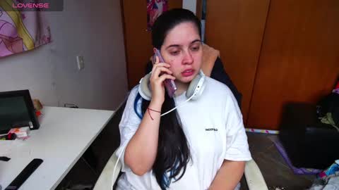 Im Violet online show from January 15, 9:20 pm