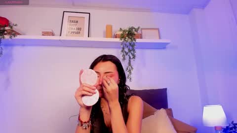 vamp  online show from March 11, 11:29 pm