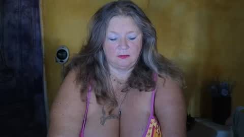 vampwoman online show from July 10, 6:14 am