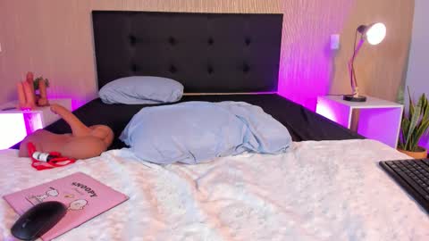 Van  online show from October 14, 11:40 pm