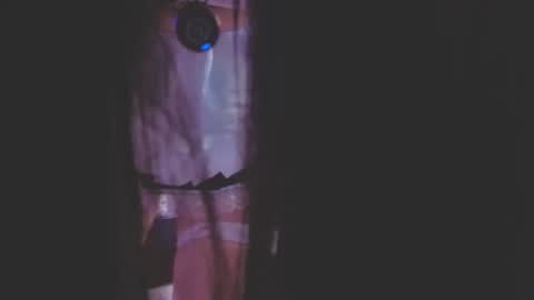 vane_coral online show from March 29, 3:00 pm