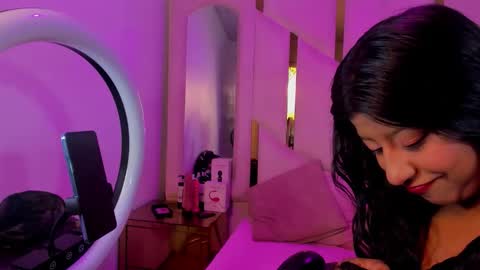 Vane online show from April 8, 1:02 pm