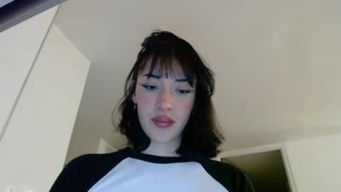 Vans online show from November 10, 6:08 am