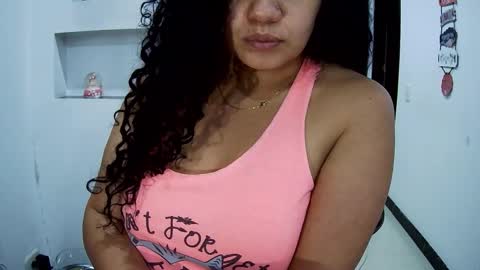 vanessa and samantha online show from October 19, 5:20 am