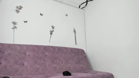 Vanessa online show from October 18, 12:30 pm