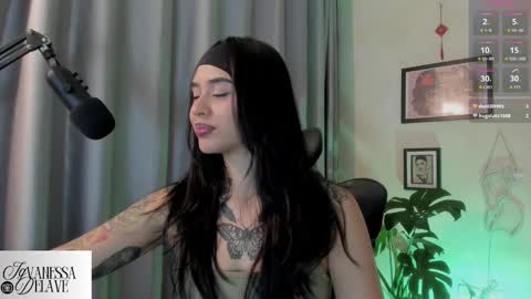 Snapshot of vanessart_ chatting on October 16, 12:35 am Vanessa online show from October 16, 12:35 am