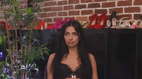 Vanessa online show from June 24, 4:50 pm