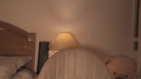 Snapshot of vanesse_ chatting on September 22, 2:21 am Irina online show from September 22, 2:21 am