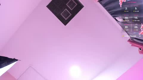 vanillafairy_ online show from May 16, 12:02 am