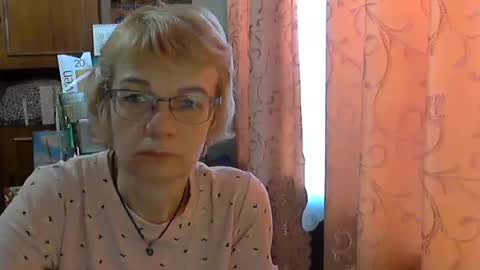 Snapshot of vanillaxcreamy chatting on March 7, 10:13 am Vanillaxcreamy online show from March 7, 10:13 am