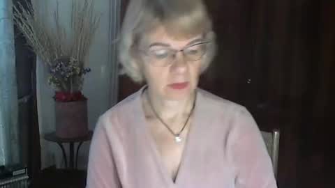 Snapshot of vanillaxcreamy chatting on January 20, 9:56 am Vanillaxcreamy online show from January 20, 9:56 am
