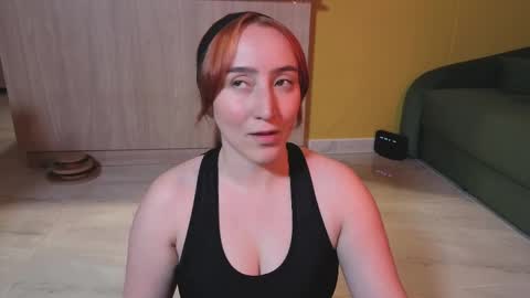 Elizabeth online show from April 2, 11:57 pm