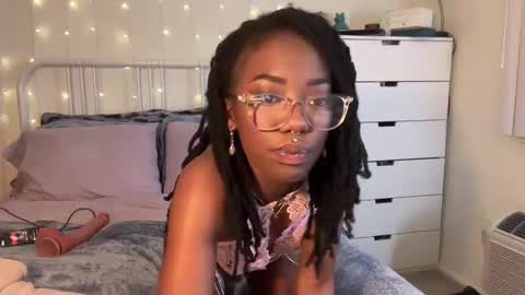 vanna88love online show from March 18, 4:17 am