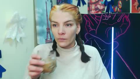 Vanessa online show from February 1, 7:51 am