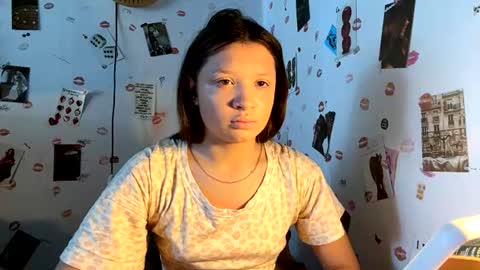 Anny online show from July 28, 7:39 am