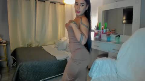 Vayolett Bass online show from February 10, 6:05 am