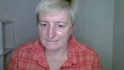 vea_motty online show from November 16, 1:22 pm