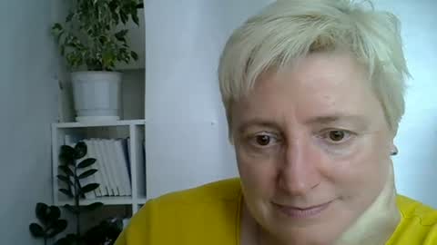 vea_motty online show from June 14, 2:39 pm