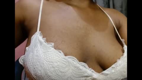 vee62 online show from April 17, 1:30 am