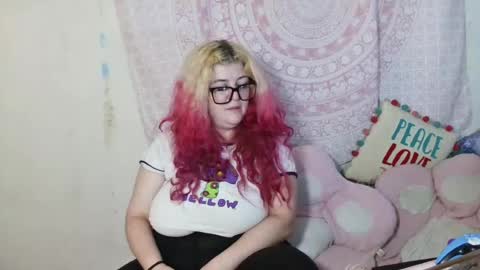 Veronica Lehane online show from July 28, 3:21 pm