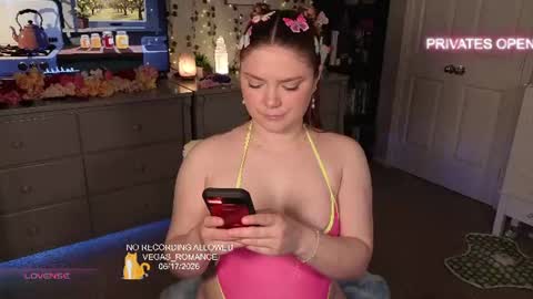 vegas_romance online show from June 18, 2:35 am