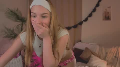 Maria online show from October 20, 2:20 pm