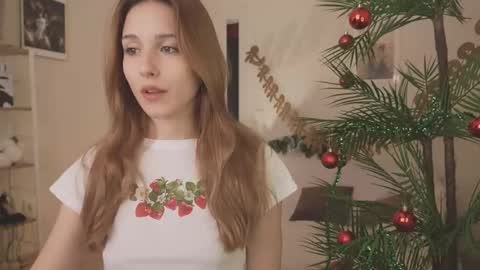 Maria online show from December 18, 1:16 pm