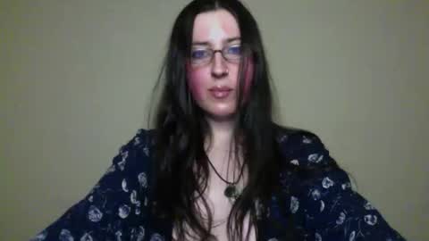 velira_ online show from November 28, 4:48 am