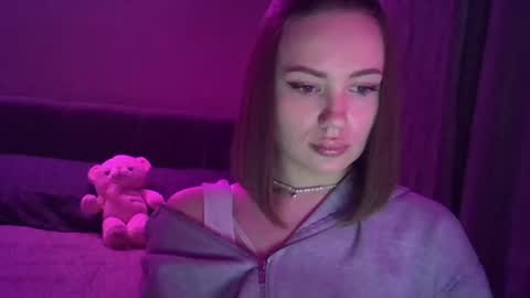 velour_myst online show from June 9, 4:39 pm