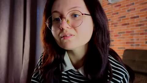 velrixathorne online show from April 25, 6:38 am