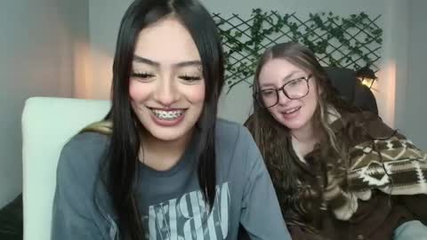 Sophi  online show from April 11, 11:30 pm