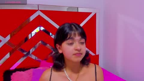 velvet_giirll online show from July 28, 7:39 pm