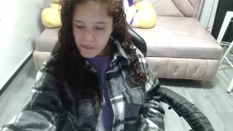 velvet_moon_v online show from November 15, 2:29 pm