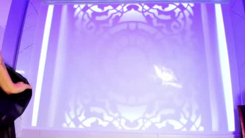 velvet  mystic online show from May 10, 1:18 am