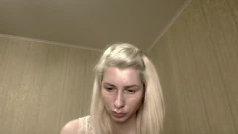 Velvet Pearl online show from July 20, 4:41 pm