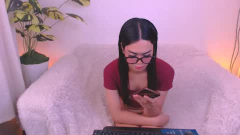 Velvet online show from June 26, 5:20 am