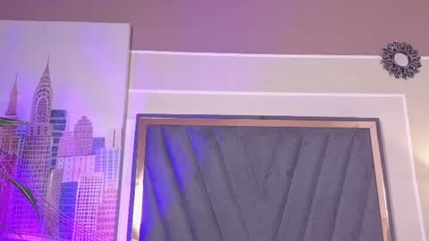 velvetfox_ online show from July 12, 7:25 pm