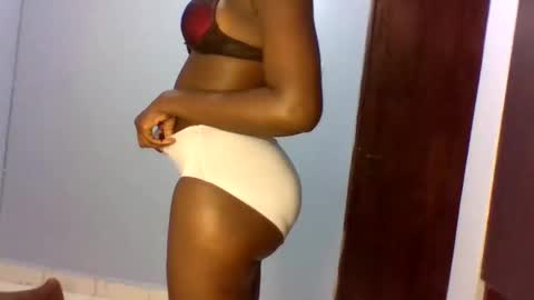Erica online show from May 28, 7:34 pm