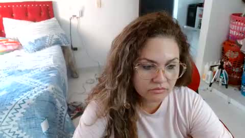 venecasexy44 online show from July 28, 8:01 pm