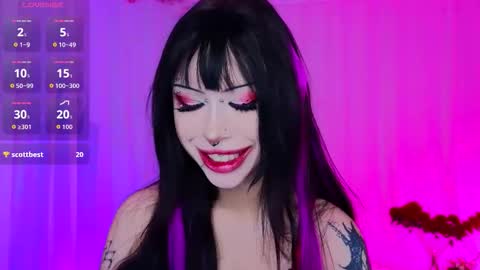 Vivian online show from October 28, 2:39 am