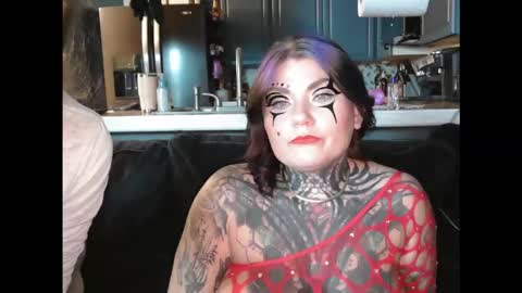 VentressInk online show from October 31, 12:56 am