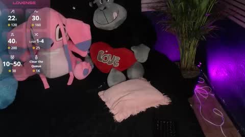 eva online show from November 12, 11:36 pm