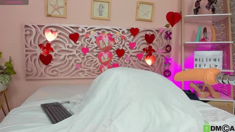 Snapshot of venus_kim_ chatting on February 4, 12:33 pm .. online show from February 4, 12:33 pm