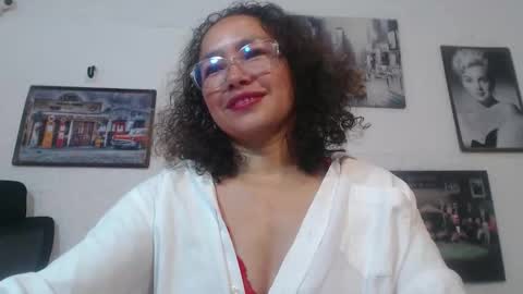 venus_lov online show from October 6, 10:32 am