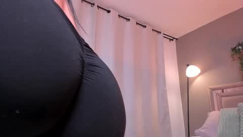 venus_reid online show from November 22, 3:42 am