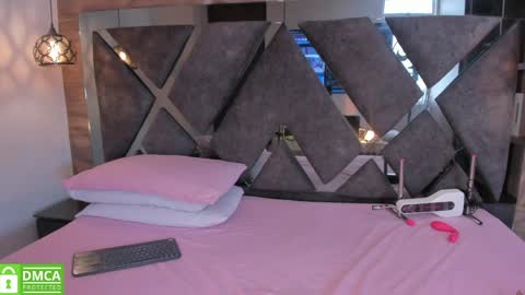 Venus online show from April 24, 12:30 pm