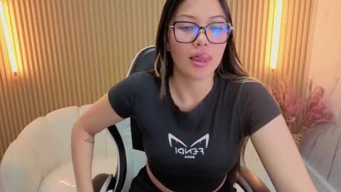 Venus  online show from January 13, 7:40 pm