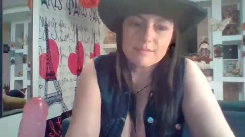 VENUSINA07 online show from October 26, 9:05 am