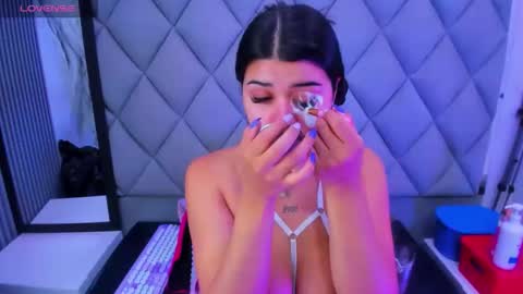 Venusowen  online show from February 3, 2:11 pm