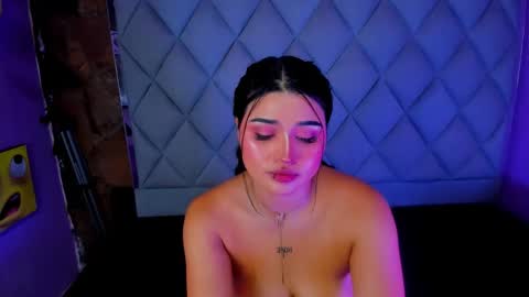 Venusowen  online show from September 14, 3:10 pm